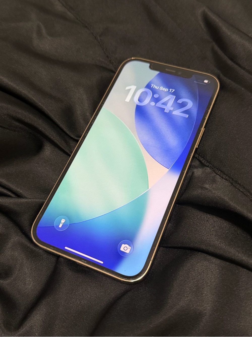 Apple iPhone 12 Pro, 128gb Sleek Gold - Like New